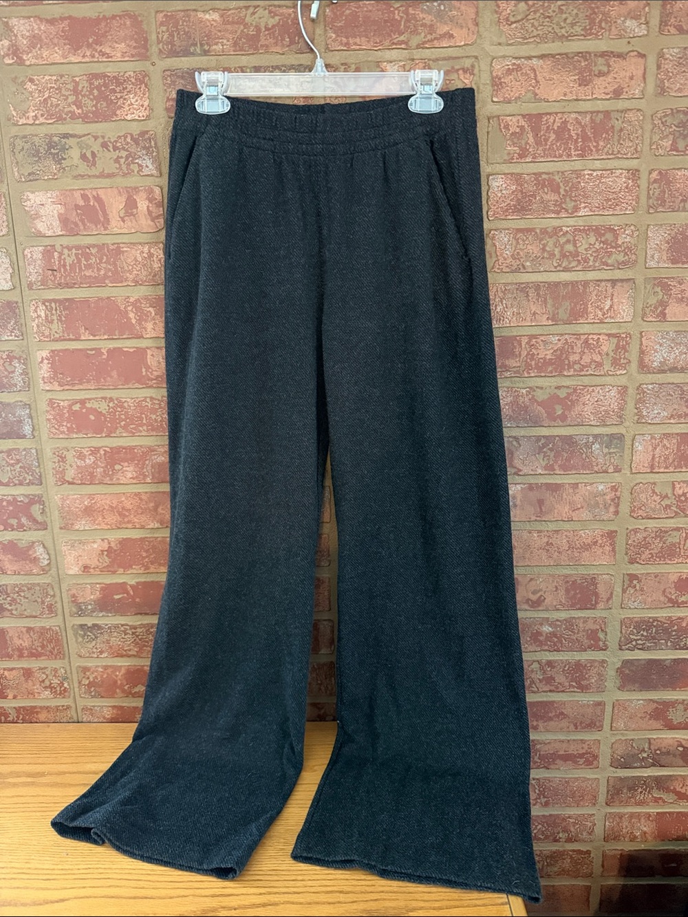 Faherty cotton wide leg bottoms